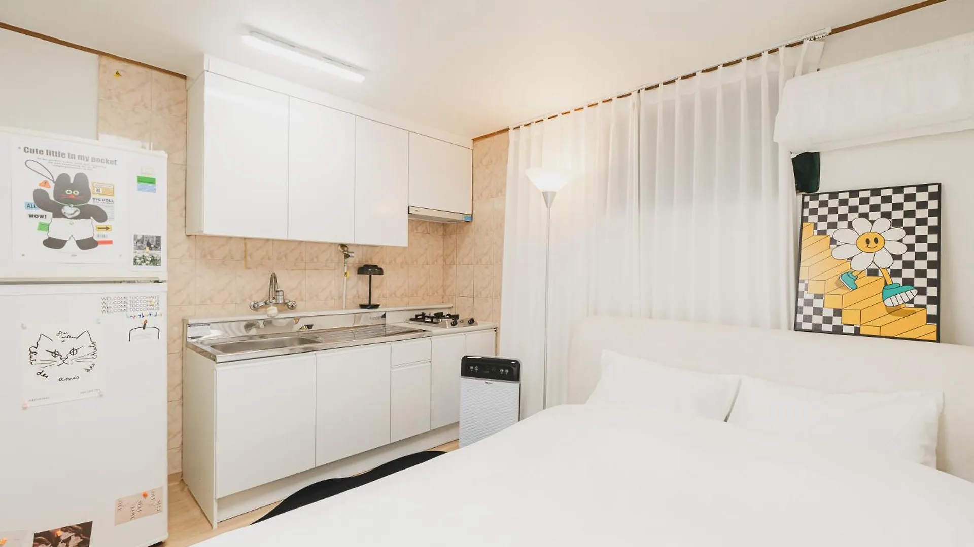 Near Hongdae Station, 30Sec On Foot Vila Seul 0*,